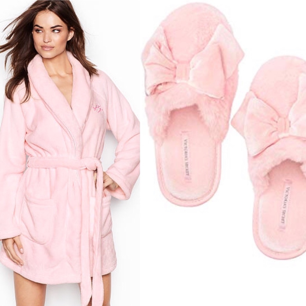 Victoria secret Bundle pink robe and slippers